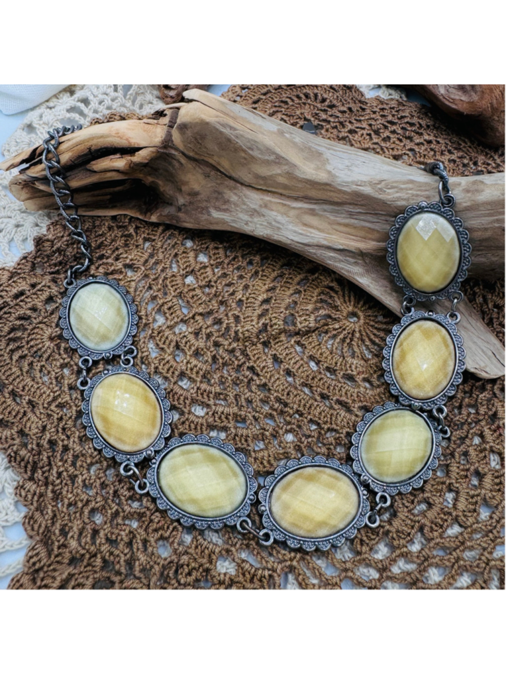 NY Antique Silver Tone Yellow Faceted Oval Statement Necklace